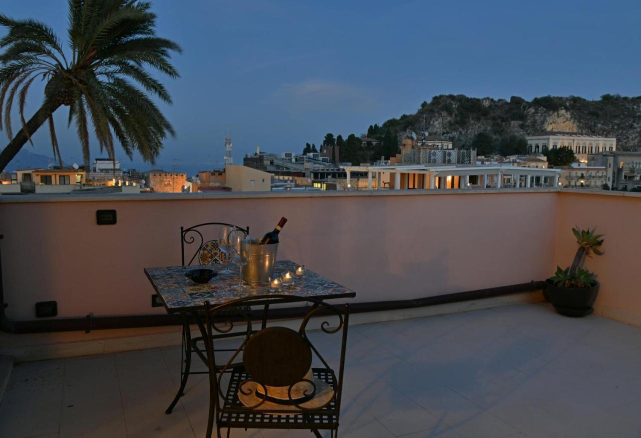 Hotel Le Chevalier Taormina Exteriör bild