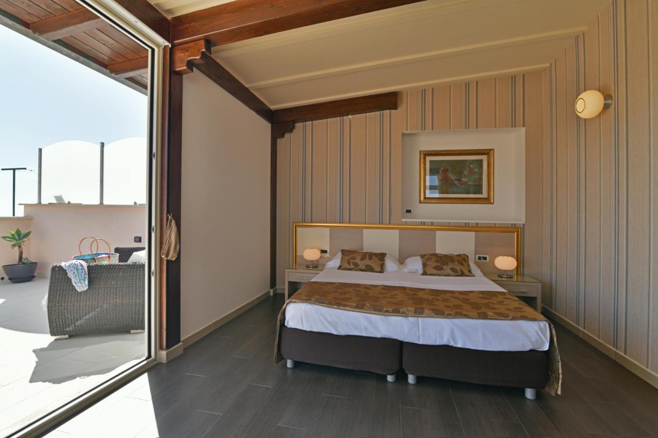 Hotel Le Chevalier Taormina Exteriör bild